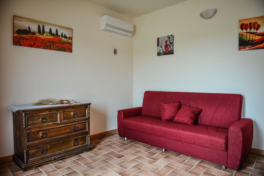 Agriturismo Airone 皮蒂利亚诺 外观 照片