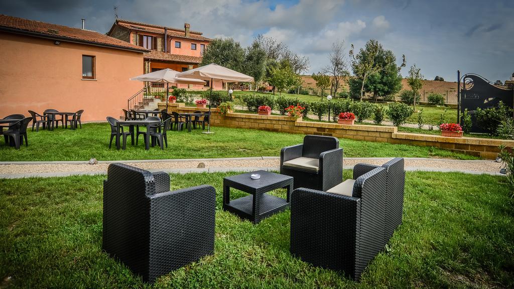 Agriturismo Airone 皮蒂利亚诺 外观 照片
