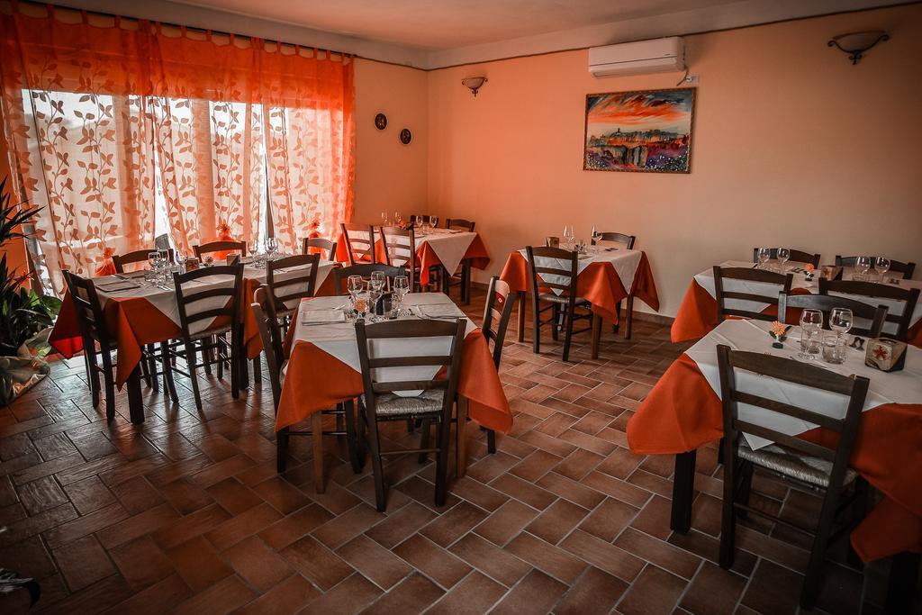 Agriturismo Airone 皮蒂利亚诺 外观 照片